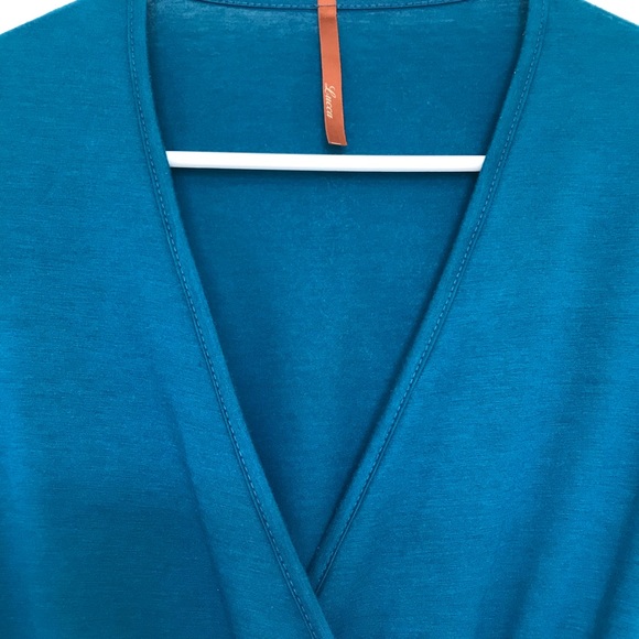 Lucca Open Sleeve Wrap Top - Picture 2 of 9